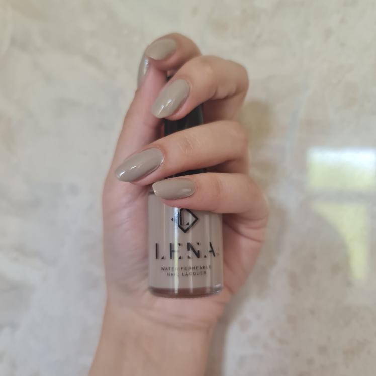 Breathable Halal Nail Polish - Her-mazing! - LE136 by LENA