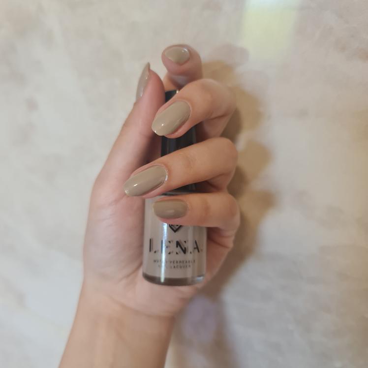Breathable Halal Nail Polish - Her-mazing! - LE136 by LENA